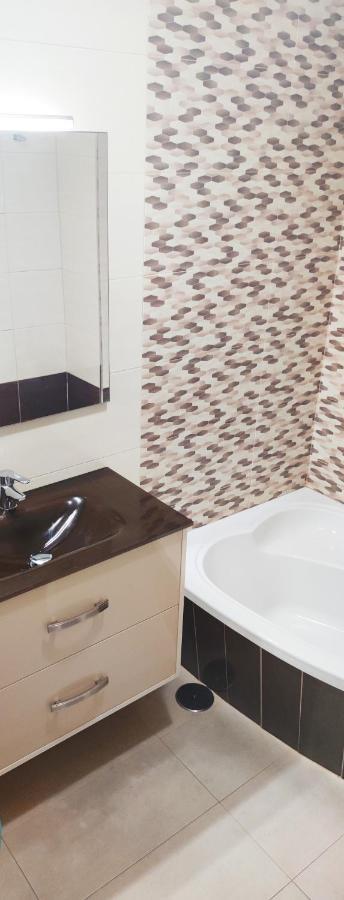 Appartement Piso 100 Metros Del Centro Del Pueblo 6 Kilometros De La Playa La Barrosa à Chiclana de la Frontera Extérieur photo